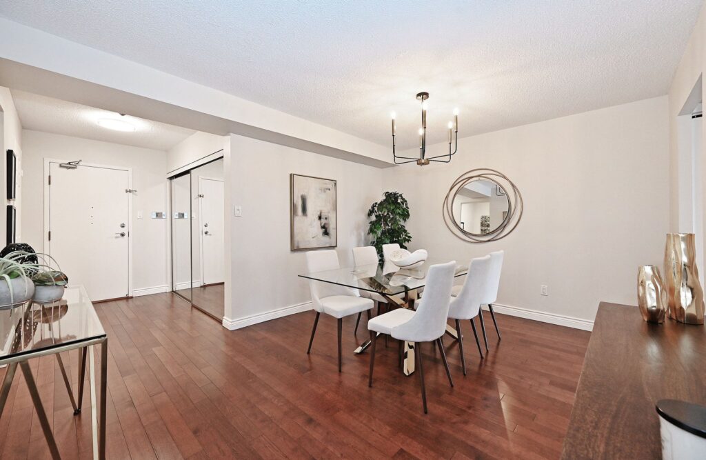 408-55 Austin Drive, Unionville - Dining Room