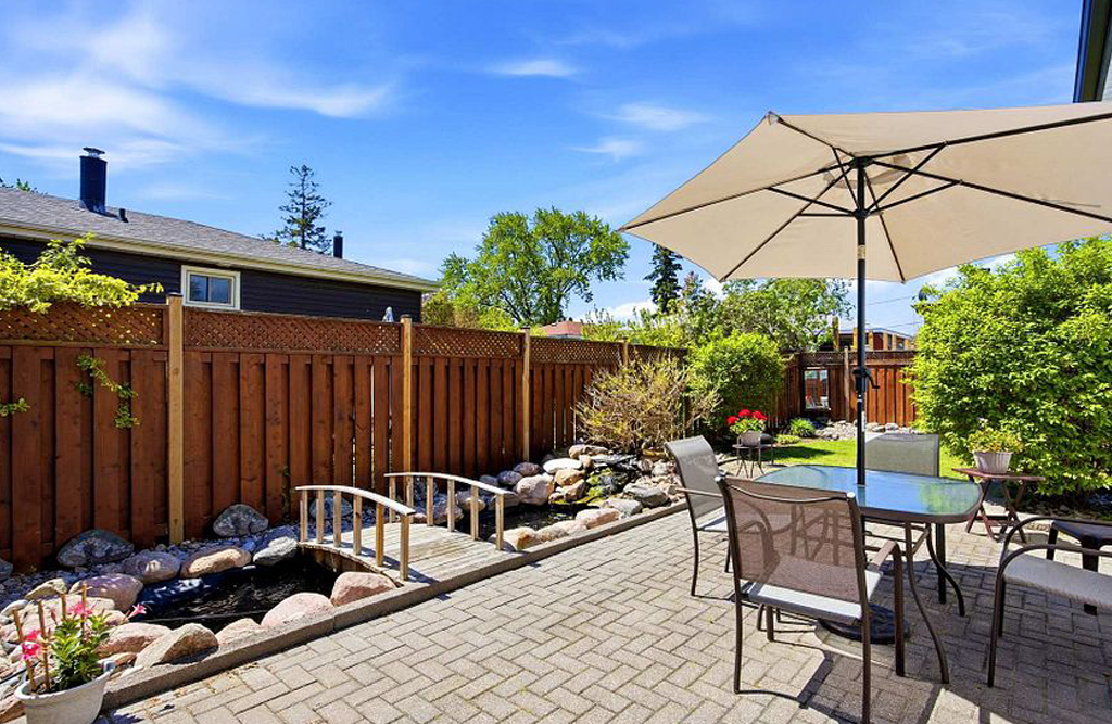 Pickering West Shore | Yard 1 Pickering West Shore | Yard 1