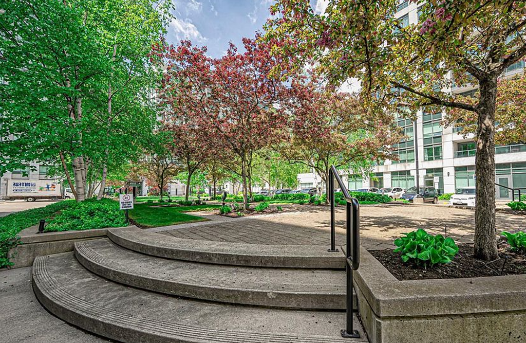 Unionville's EKO Condominiums 2